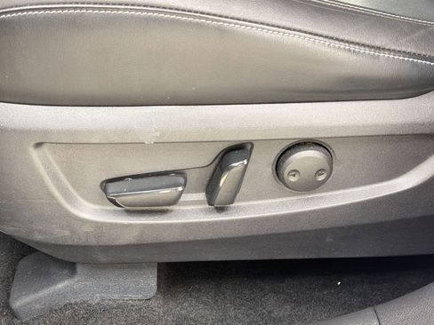 Used 2021 INFINITI QX50 Luxe w/ Appearance Package image 14