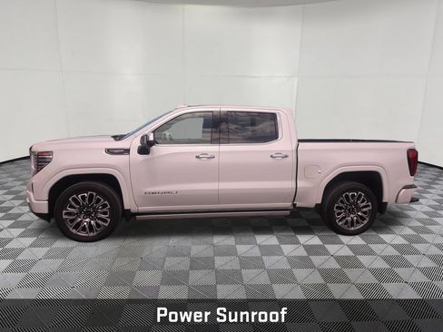 Used 2025 GMC Sierra 1500 Denali Ultimate AWD/4WD image 9