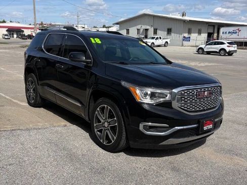 Used 2018 GMC Acadia Denali w/ Technology Package AWD/4WD image 1