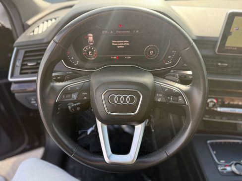 Used 2018 Audi Q5 2.0T Premium Plus w/ Premium Plus Package image 17