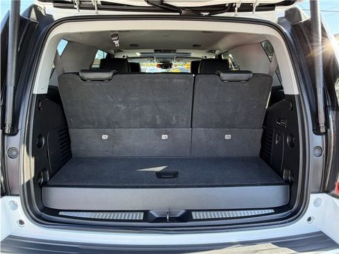 Used 2017 GMC Yukon Denali w/ Open Road Package image 28