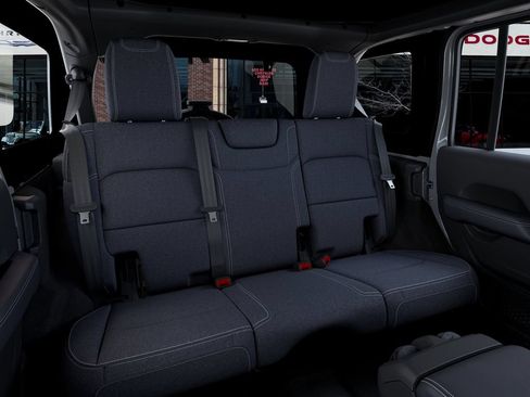 New 2026 Jeep Wrangler Unlimited Rubicon w/ Rockslide Package AWD/4WD image 15