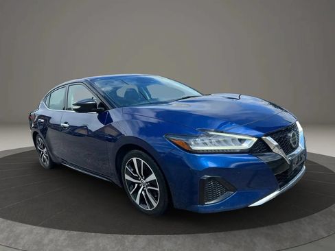 Used 2021 Nissan Maxima 3.5 SV w/ Floor Mat Group FWD image 3
