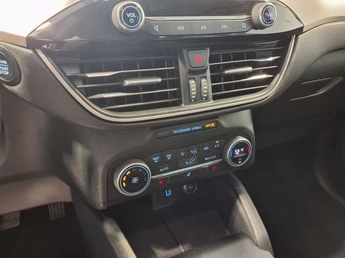 Used 2020 Ford Escape SEL FWD image 10