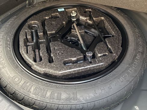 Used 2023 Genesis G70 3.3T w/ Sport Advanced Package image 25