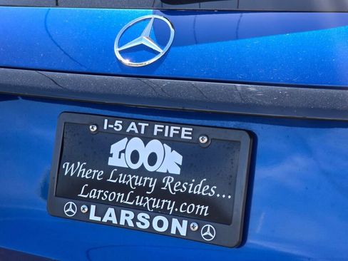 Used 2026 Mercedes-Benz GLC 300 4MATIC image 32