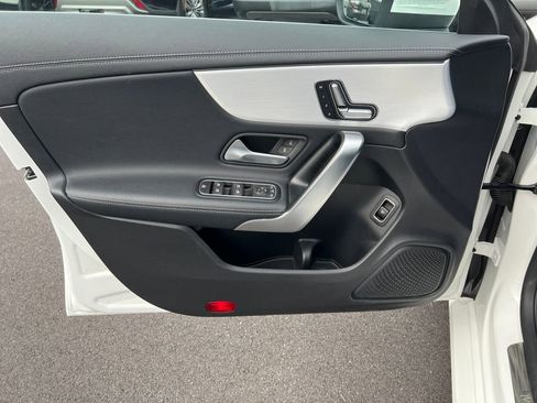 Used 2025 Mercedes-Benz CLA 250 4MATIC image 15