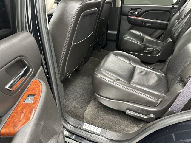 Used 2011 Chevrolet Tahoe LTZ AWD/4WD image 23