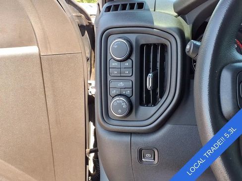 Used 2024 Chevrolet Silverado 1500 Custom Trail Boss w/ LPO, Dark Essentials Package image 12