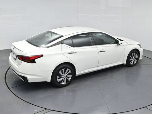 Used 2023 Nissan Altima 2.5 S FWD image 44