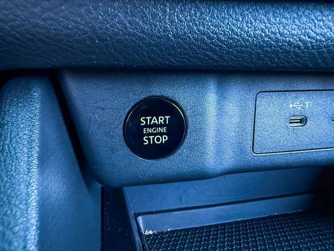 Certified 2025 Nissan Rogue S image 14