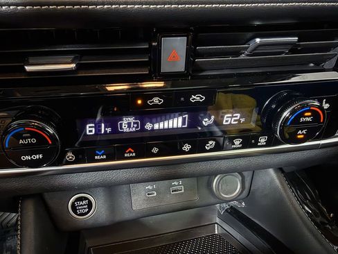 Certified 2023 Nissan Rogue SL w/ SL Premium Package image 20