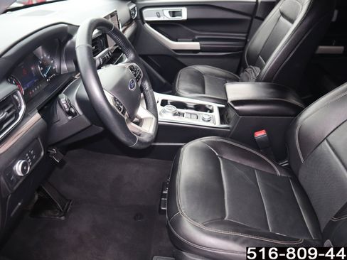 Used 2022 Ford Explorer Limited image 18