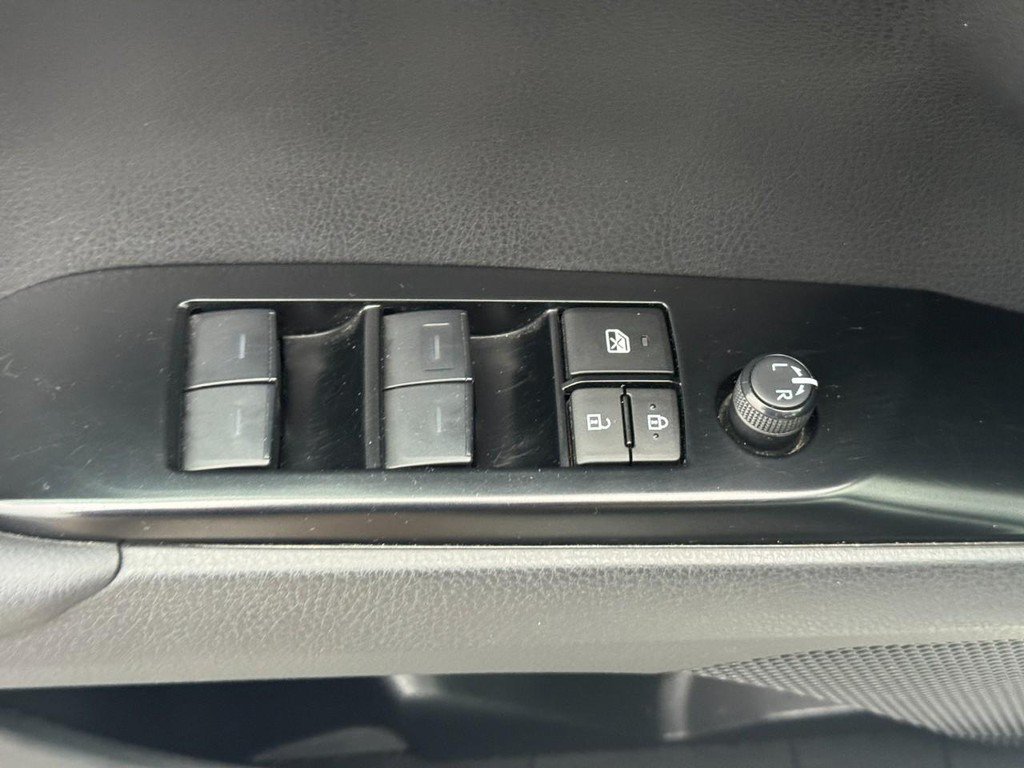 Certified 2025 Toyota Camry LE FWD image 17