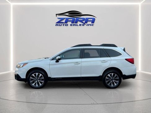 Used 2017 Subaru Outback 2.5i Limited AWD/4WD image 4