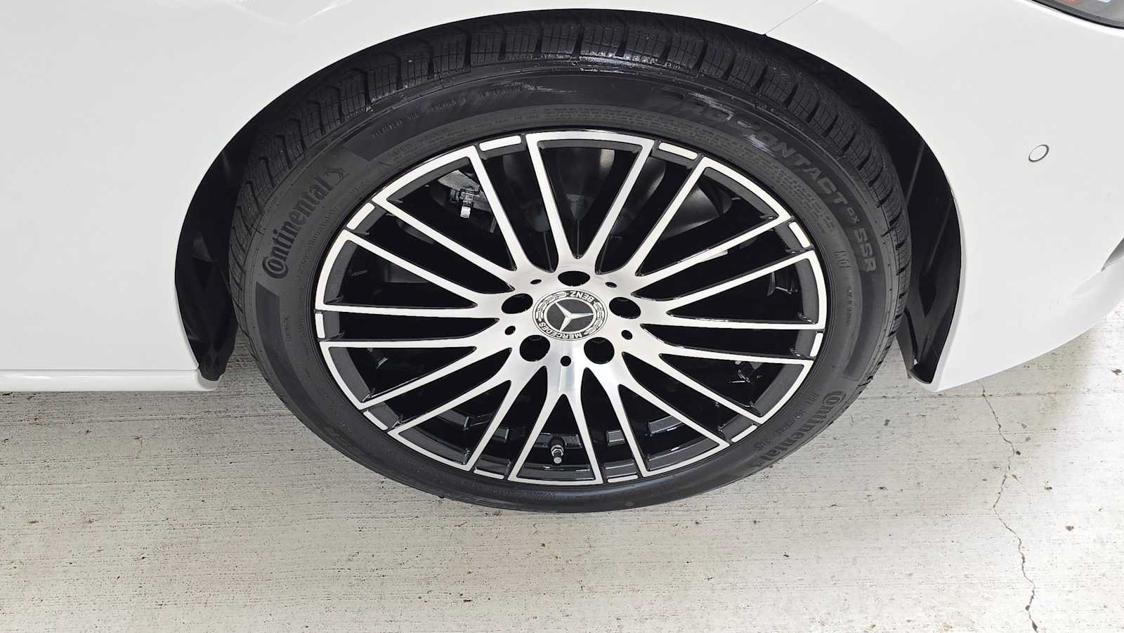 Used 2026 Mercedes-Benz C 300 4MATIC Sedan image 9