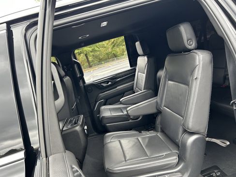 Used 2022 GMC Yukon XL Denali image 43