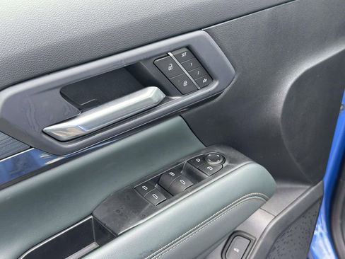 New 2026 GMC Terrain AT4 w/ Convenience Package III image 19