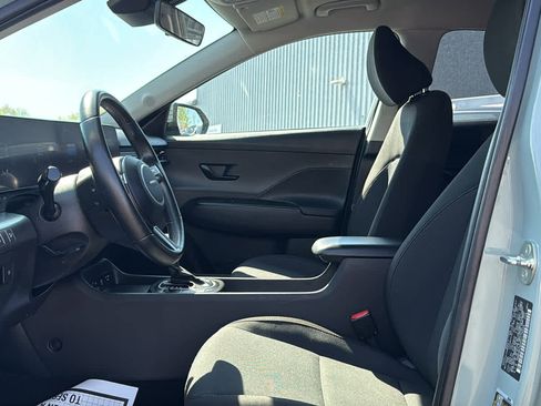 Used 2024 Hyundai Kona SEL AWD/4WD image 12