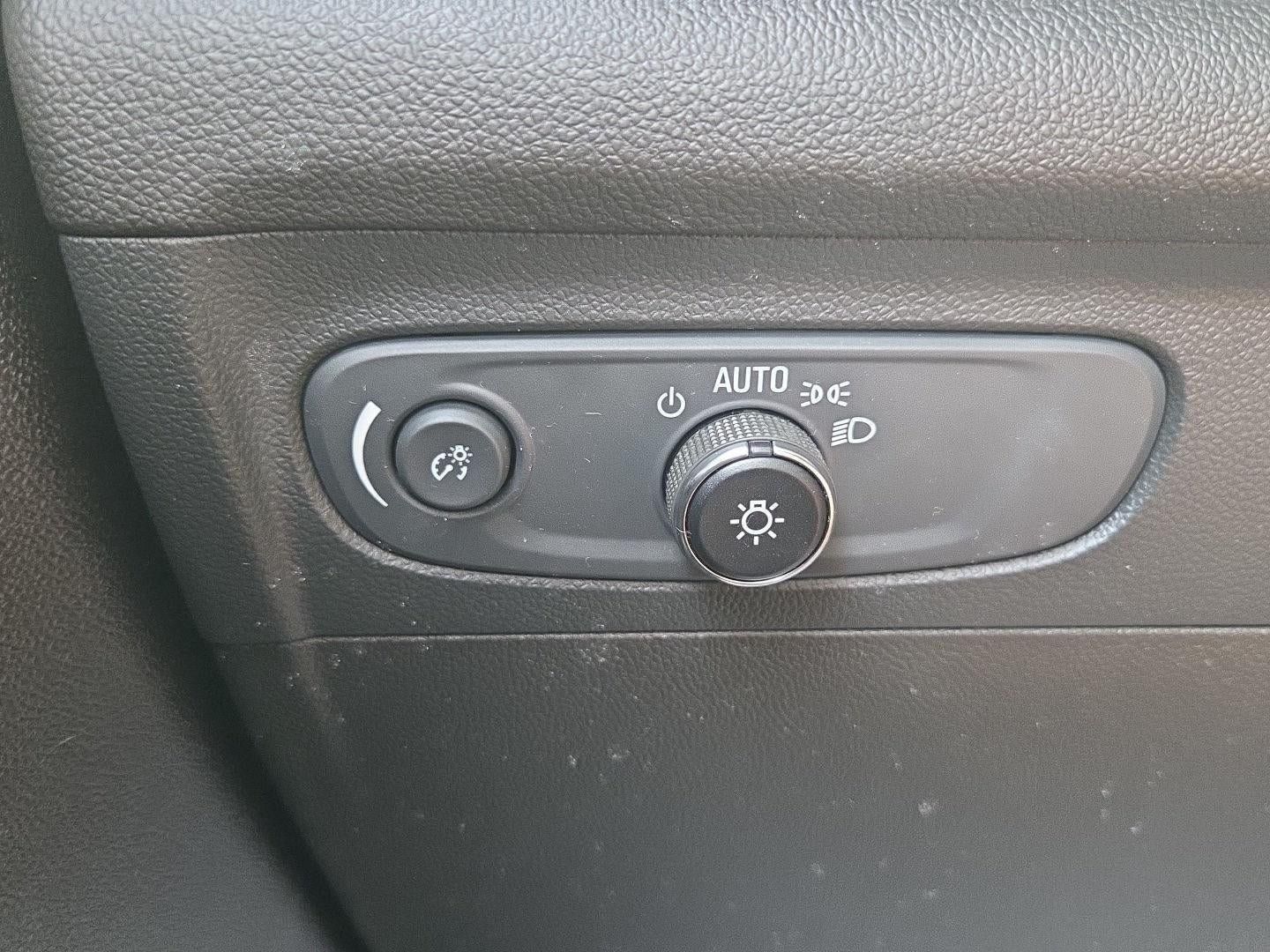 Used 2022 Buick Envision Preferred AWD/4WD image 14