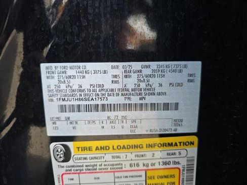 Used 2025 Ford Expedition Active image 16