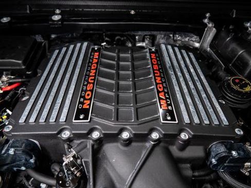 Used 2026 Jeep Wrangler Unlimited Sport AWD/4WD image 3