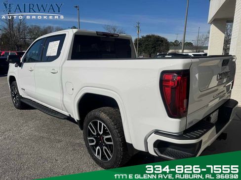 Used 2024 GMC Sierra 1500 AT4 w/ Technology Package image 8