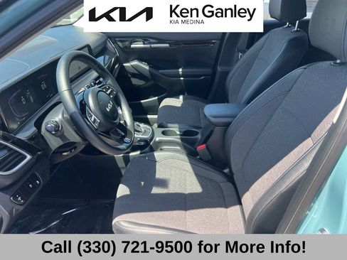 Certified 2025 Kia Seltos S AWD/4WD image 42