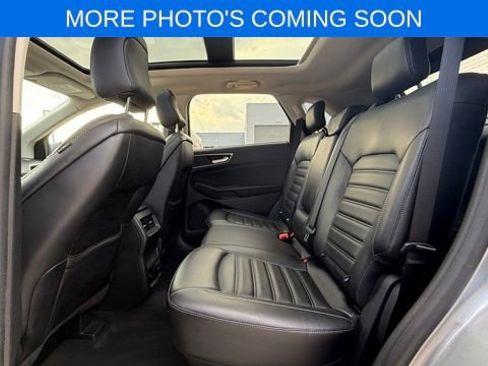Used 2024 Ford Edge SEL w/ Convenience Package image 11