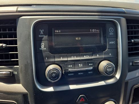 Used 2018 RAM 3500 Tradesman image 10