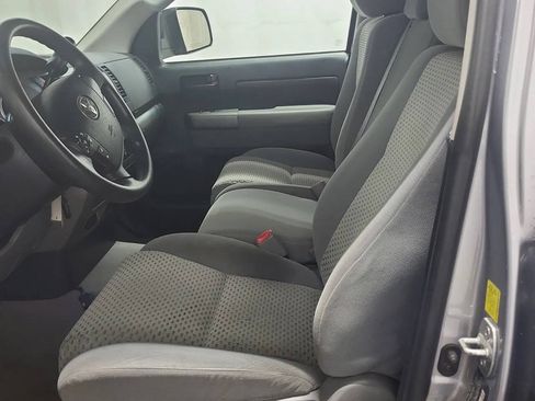 Used 2010 Toyota Tundra 4x4 Double Cab image 16