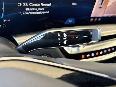 Used 2025 Cadillac Lyriq Luxury w/ LPO, Floor Liner Package AWD/4WD image 16