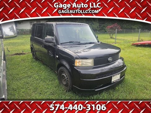 Used 2006 Scion xB FWD image 1