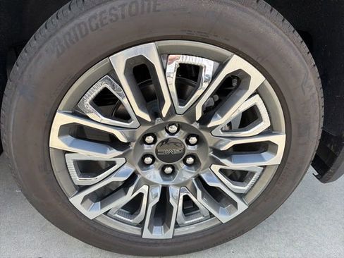 Used 2026 GMC Sierra 1500 Denali Ultimate image 7