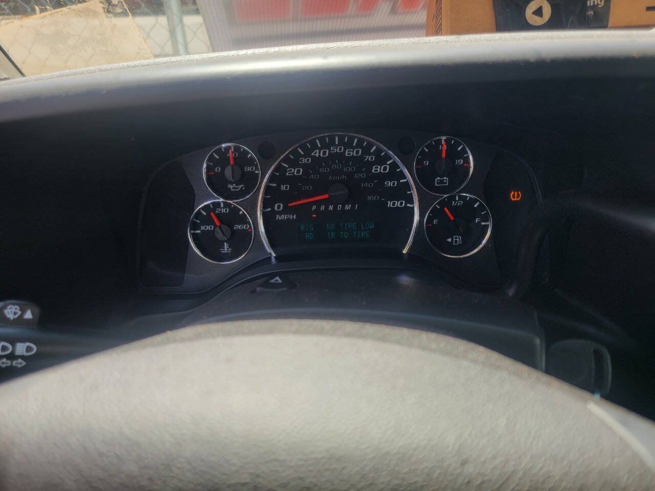 Used 2014 Chevrolet Express 3500 Extended RWD image 12