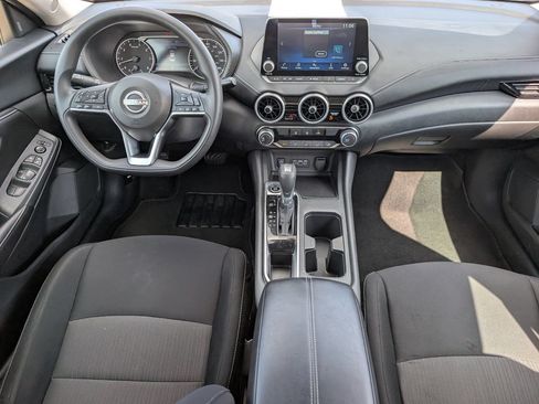Used 2024 Nissan Sentra SV FWD image 9