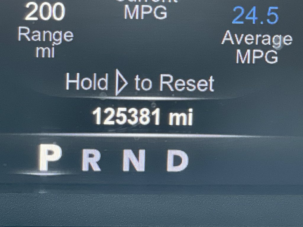 Used 2018 RAM 1500 Laramie w/ Convenience Group AWD/4WD image 21