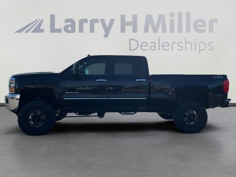 Used 2015 Chevrolet Silverado 2500 LTZ w/ Duramax Plus Package image 2