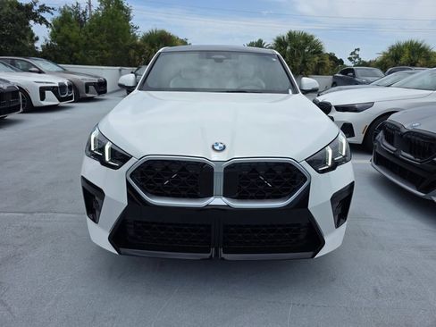 New 2026 BMW X2 xDrive28i w/ M Sport Package AWD/4WD image 2