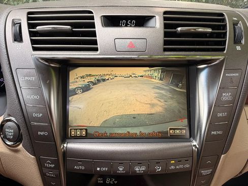 Used 2009 Lexus LS 460 L w/ Luxury Pkg RWD image 18