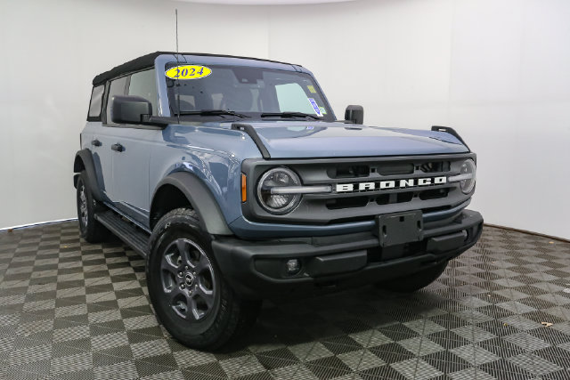 Used 2024 Ford Bronco Big Bend AWD/4WD image 3