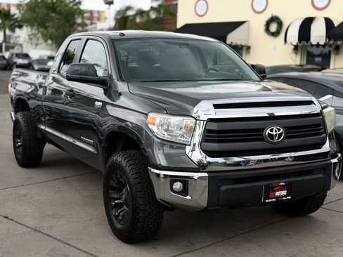 Used 2015 Toyota Tundra SR5 w/ SR5 Upgrade Package RWD image 4