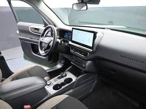 Used 2025 Ford Bronco Sport Big Bend AWD/4WD image 40