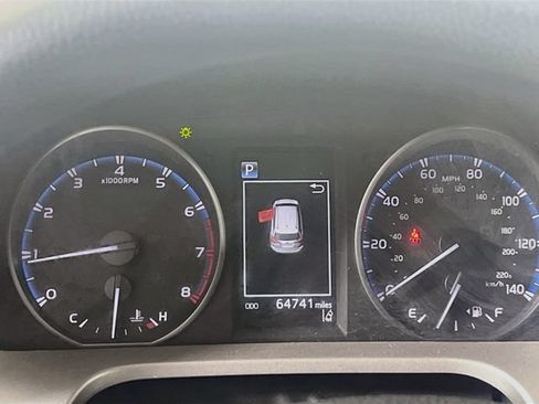 Used 2017 Toyota RAV4 LE w/ All Weather Liner Package AWD/4WD image 20