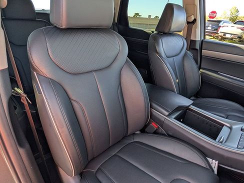 Used 2024 Hyundai Palisade SEL w/ Premium Package image 23