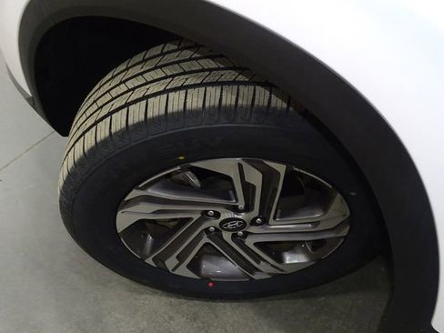 Used 2023 Hyundai Santa Fe SEL image 40