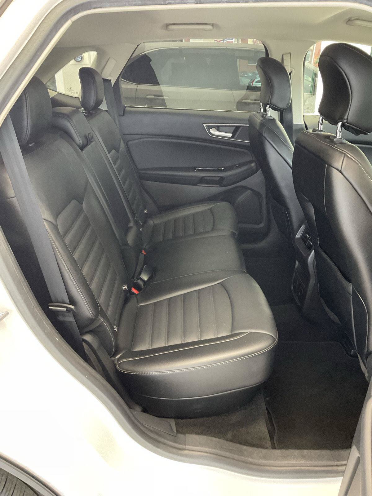 Used 2017 Ford Edge SEL w/ Equipment Group 201A AWD/4WD image 14