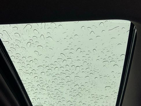 Used 2021 GMC Sierra 1500 Denali w/ Denali Ultimate Package image 18