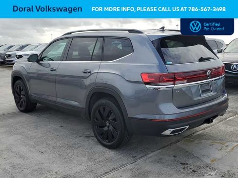 Certified 2024 Volkswagen Atlas SE w/ Black Wheel Package image 15