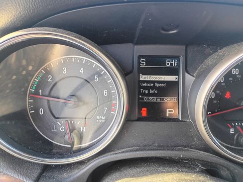 Used 2011 Jeep Grand Cherokee Limited AWD/4WD image 8